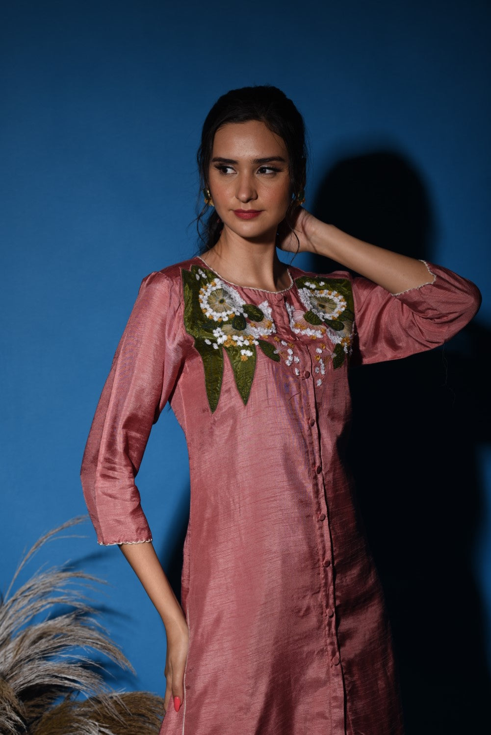 Onion pink asymmetric hemline kurti set