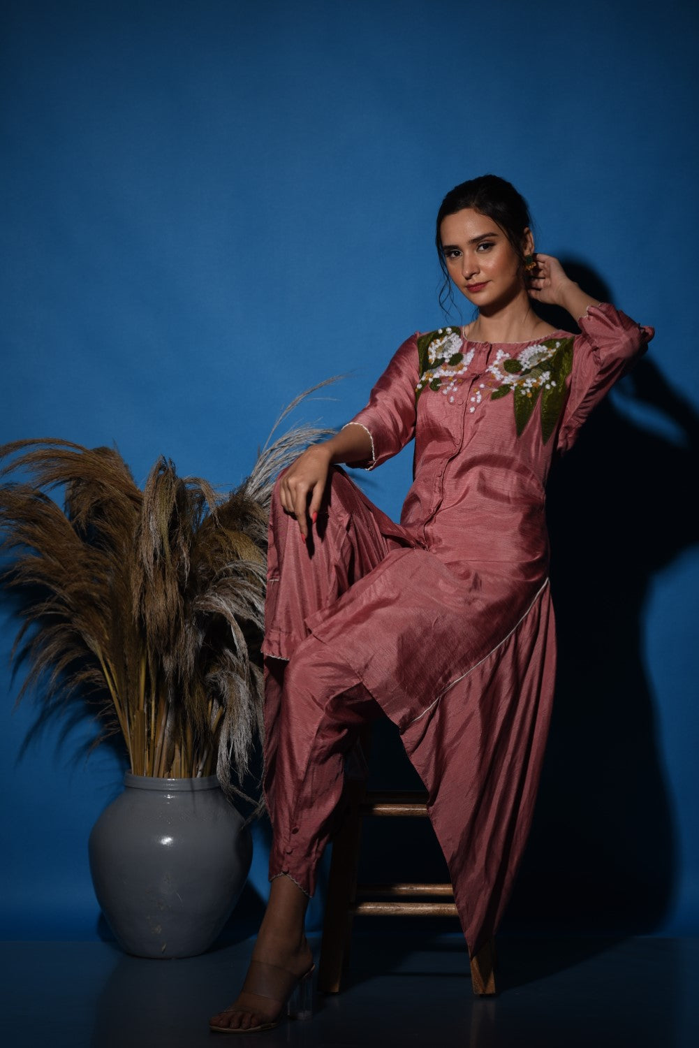 Onion pink asymmetric hemline kurti set