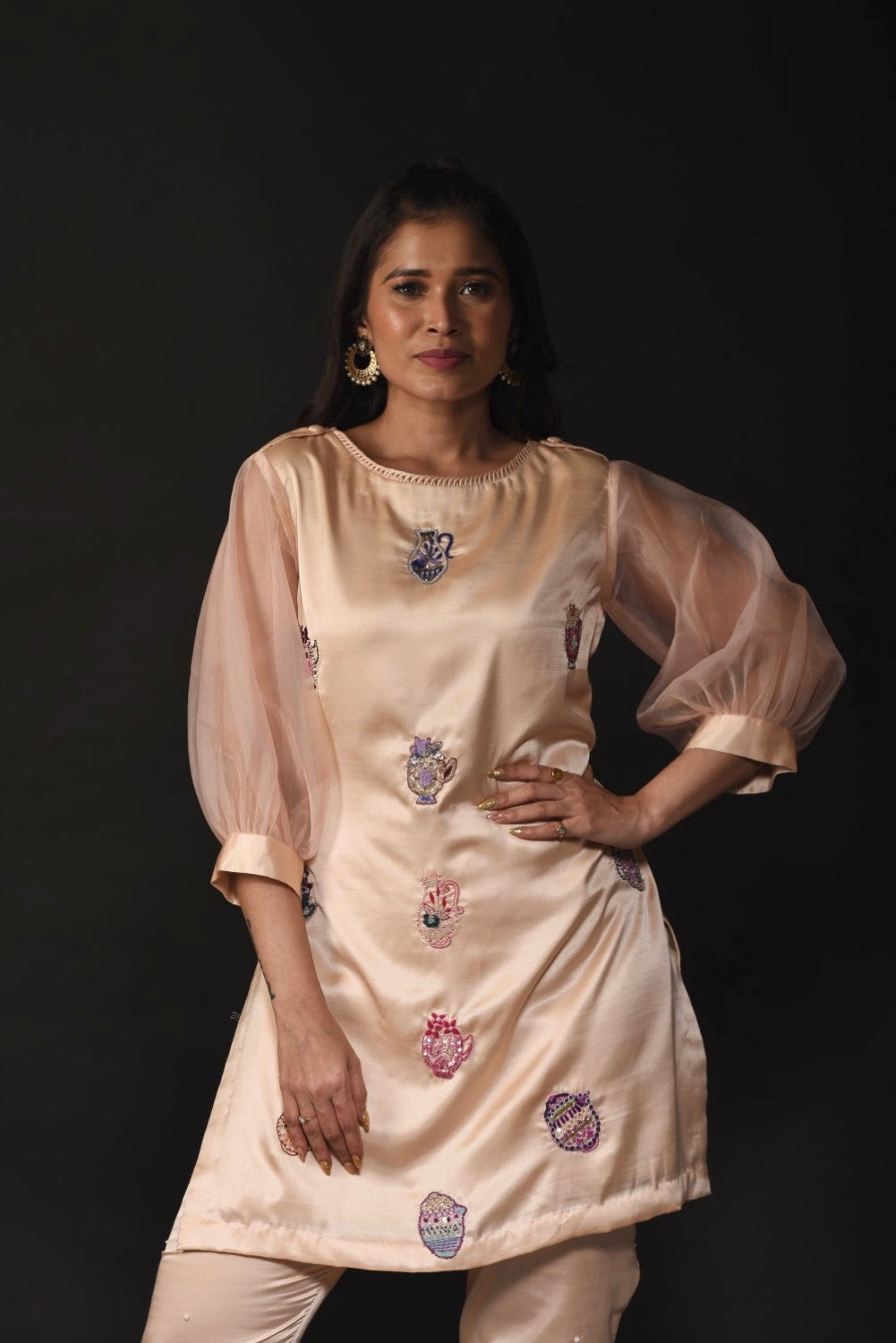 Beige embellished kurti set