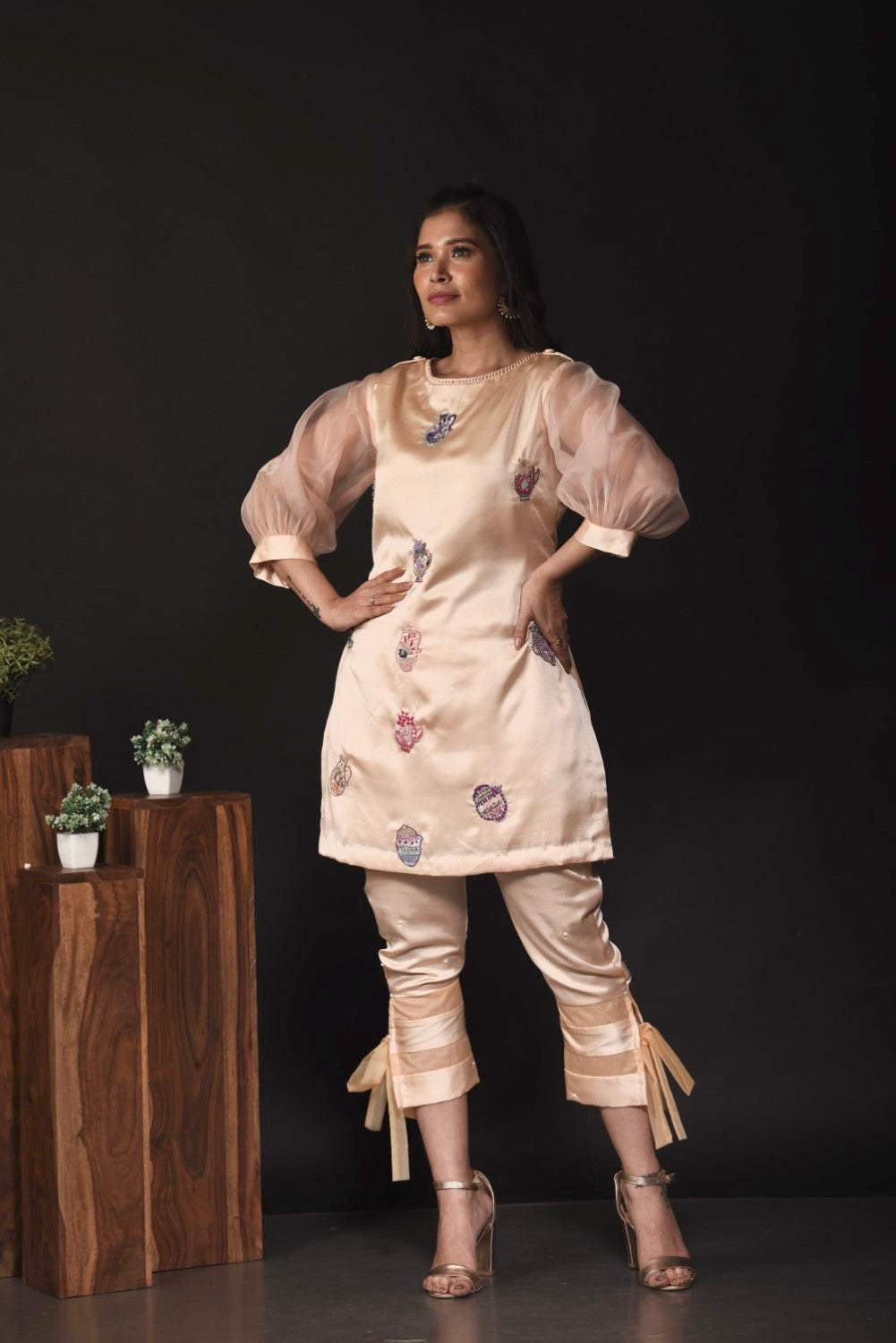 Beige embellished kurti set